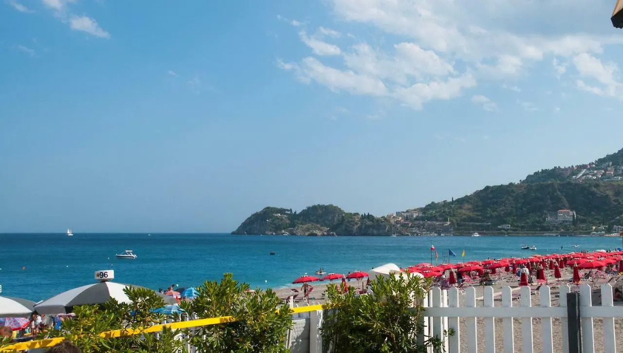 Seafront Apartments Garden House Taormina