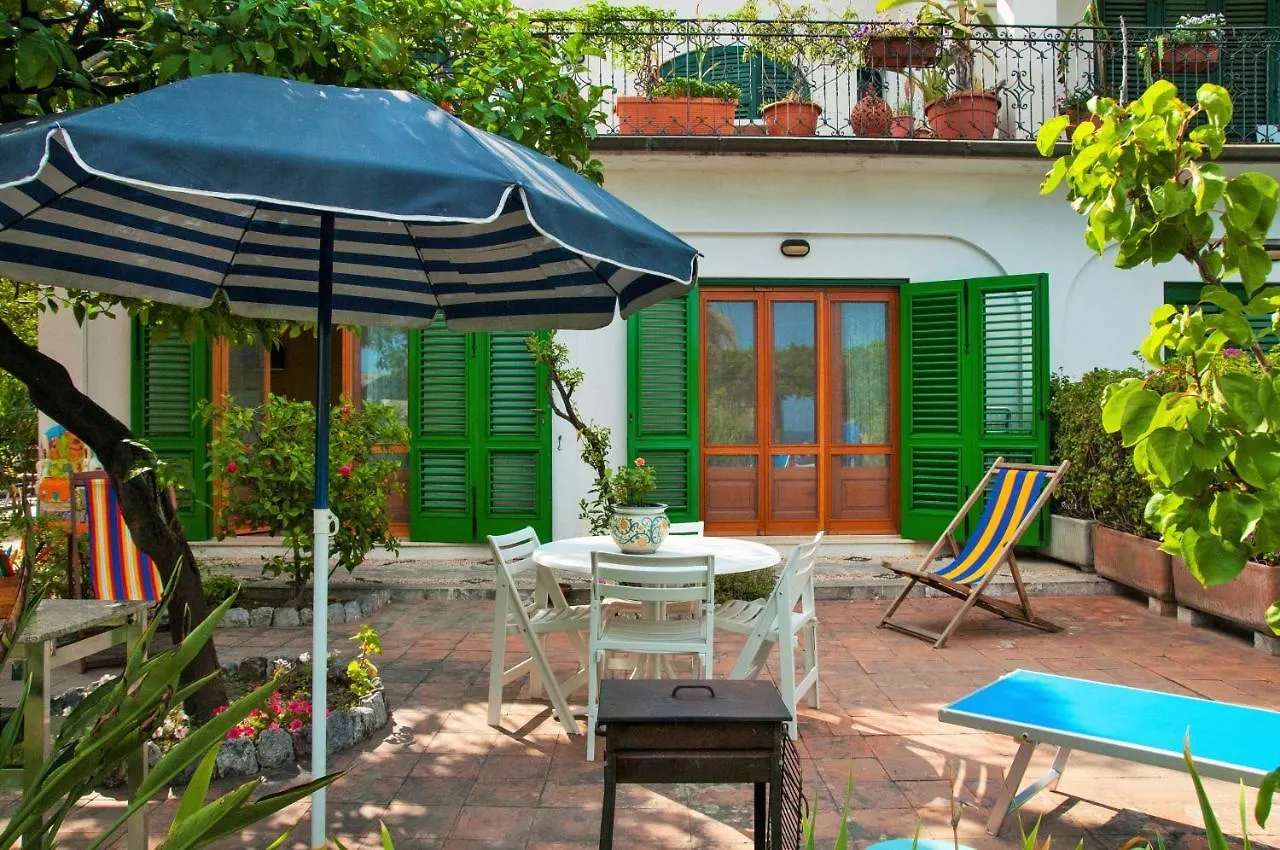 Seafront Apartments Garden House Taormina