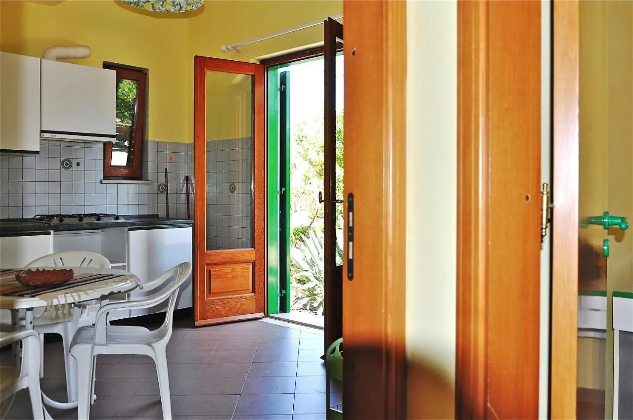 Seafront Apartments Gardenhouse Taormine