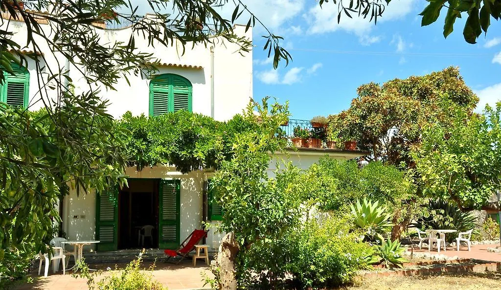 Seafront Apartments Garden Houses kontakt