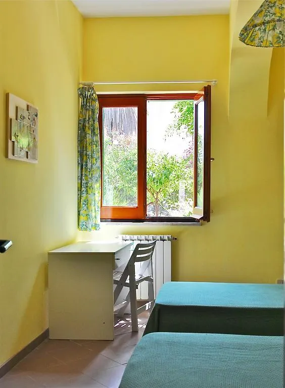 Seafront Apartments Garden House Taormina Italien